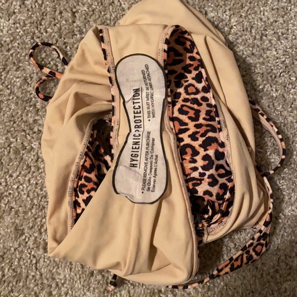 One piece leopard print bathing suit brand new never worn perfect condition - Picture 5 of 5